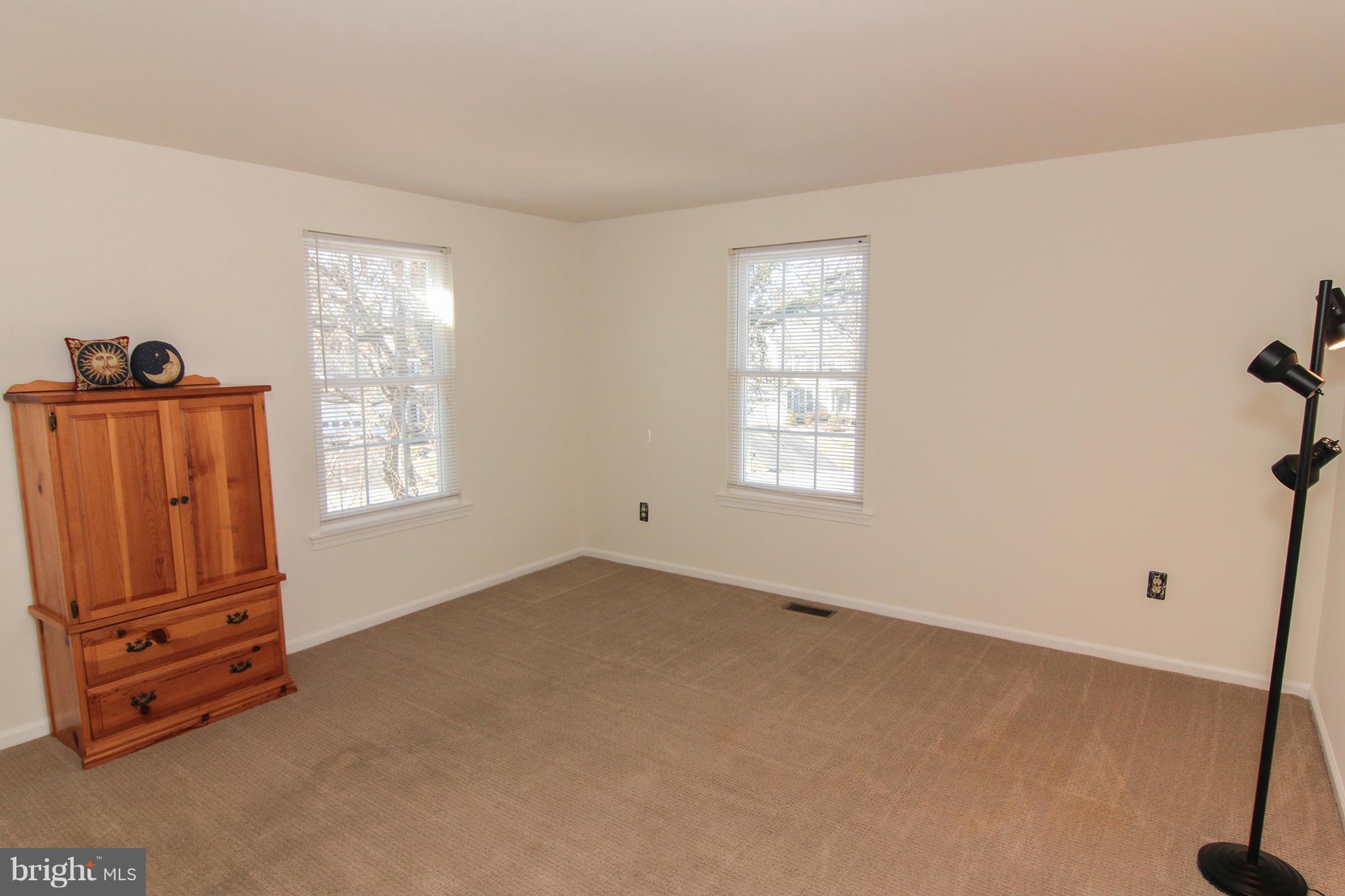 122 Minor Road Sterling, VA 20165 - Photo 22 of 30 Bedroom