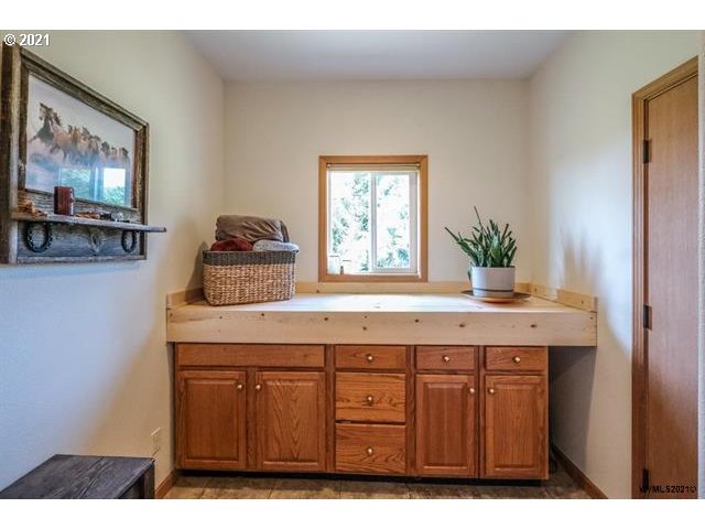 38891 Hungry Hill Road Scio, OR 97374 - Photo 19 of 32 Gallery Image 19