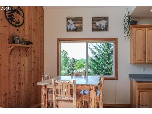 38891 Hungry Hill Road Scio, OR 97374 - Photo 4 of 32 Gallery Image 4