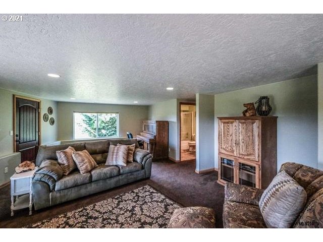 38891 Hungry Hill Road Scio, OR 97374 - Photo 8 of 32 Gallery Image 8