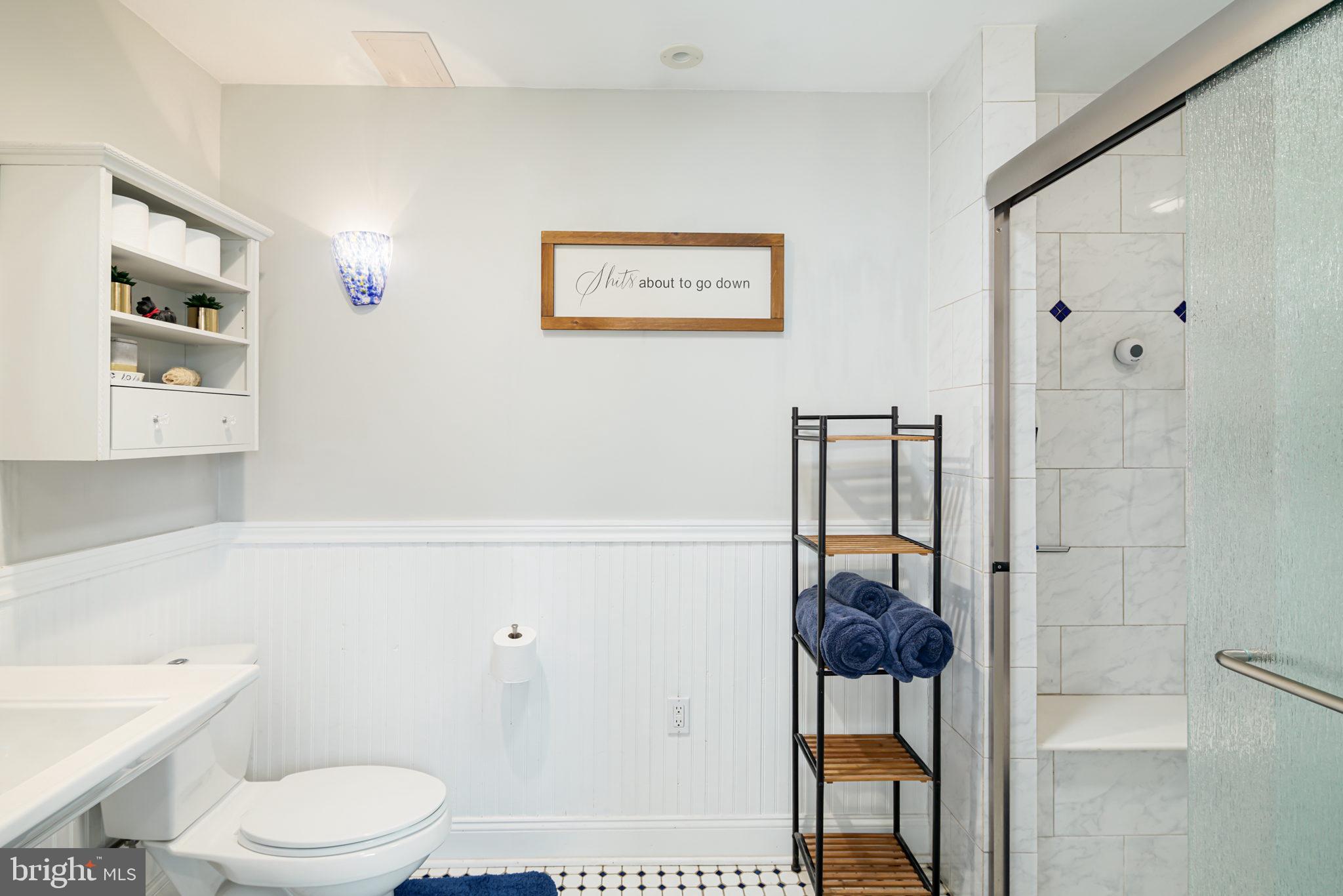 900 Church Road Wyncote, PA 19095 - Photo 14 of 30 Main level Full bathroom