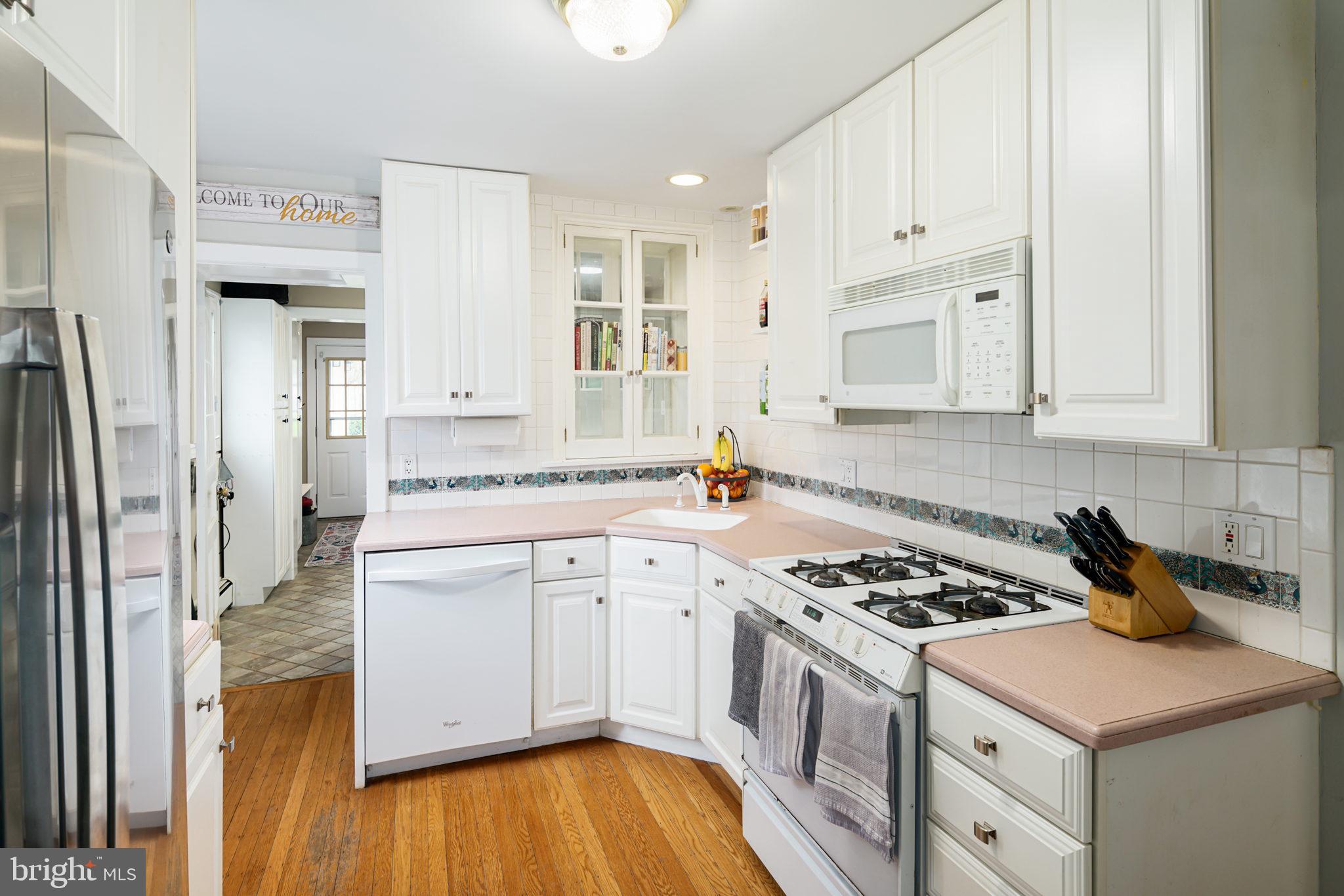 900 Church Road Wyncote, PA 19095 - Photo 8 of 30 Kitchen