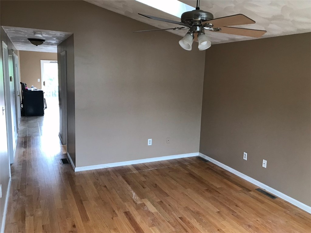 23 Plant Street Cumberland, RI 02864 - Photo 8 of 15