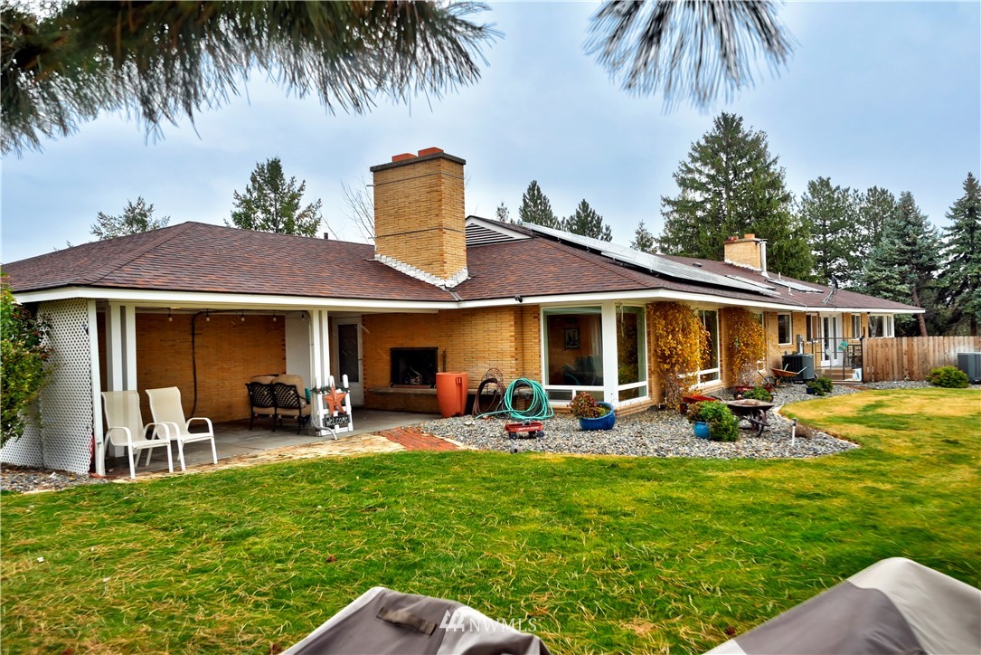 736 West Ridge Drive Omak, WA 98841 - Photo 2 of 39 Gallery Image 2