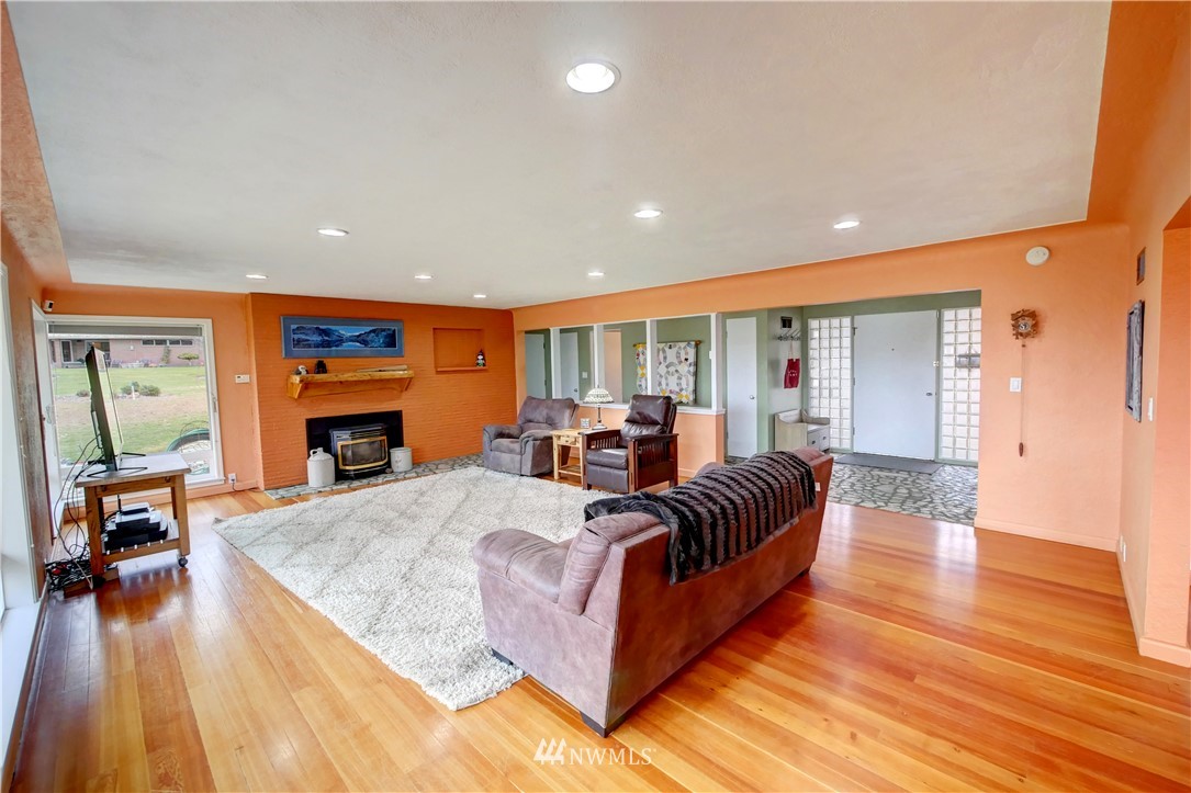 736 West Ridge Drive Omak, WA 98841 - Photo 10 of 39 Gallery Image 10