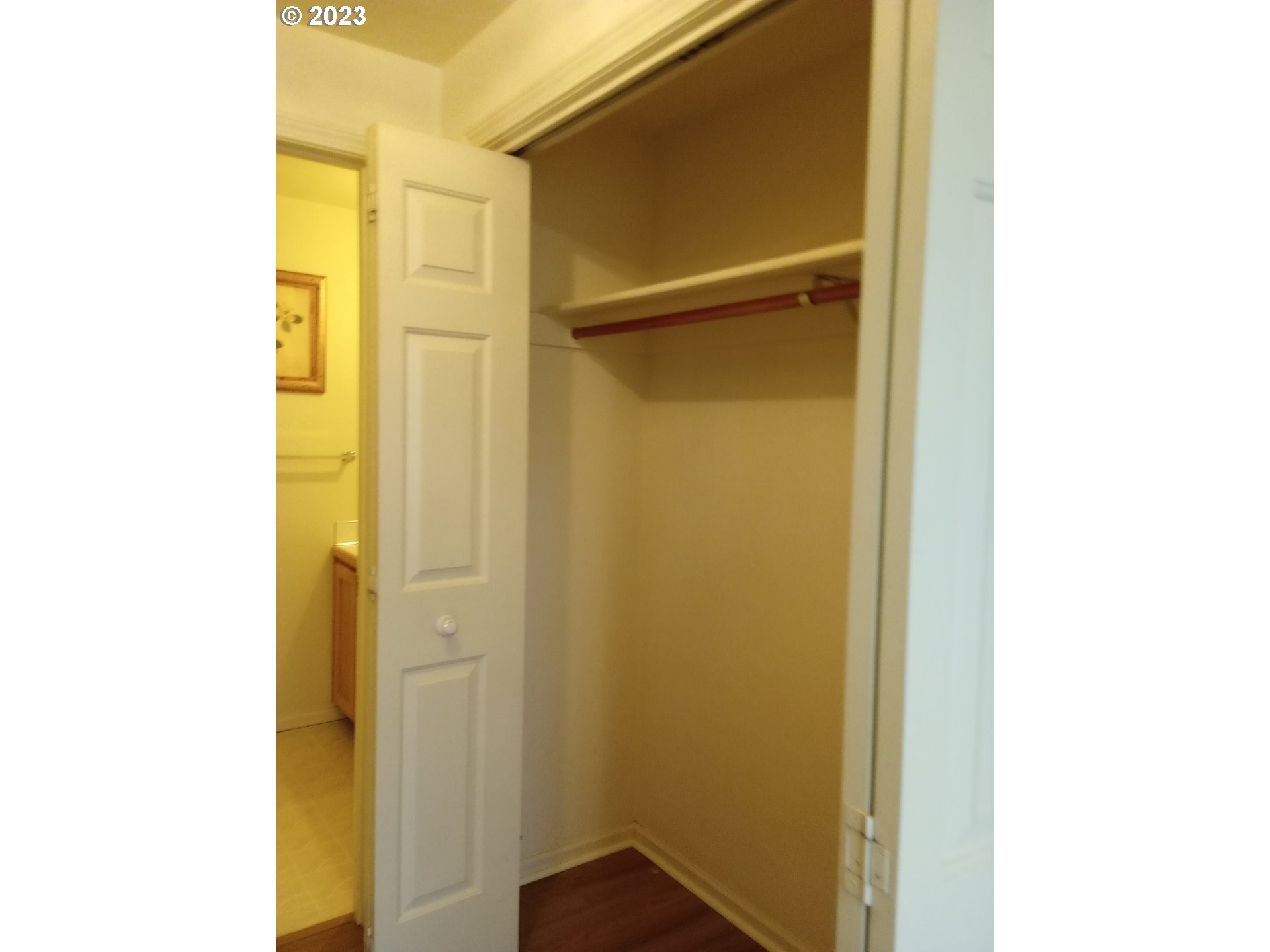 2215 Ridgeway Drive Eugene, OR 97401 - Photo 14 of 18 Gallery Image 14