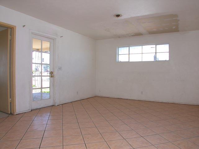 3048 West Cactus Road Phoenix, AZ 85029 - Photo 4 of 12 FR
