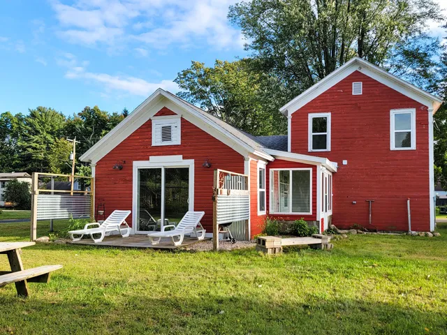 $199,000 | 325 Water Street, Iola, WI 54945