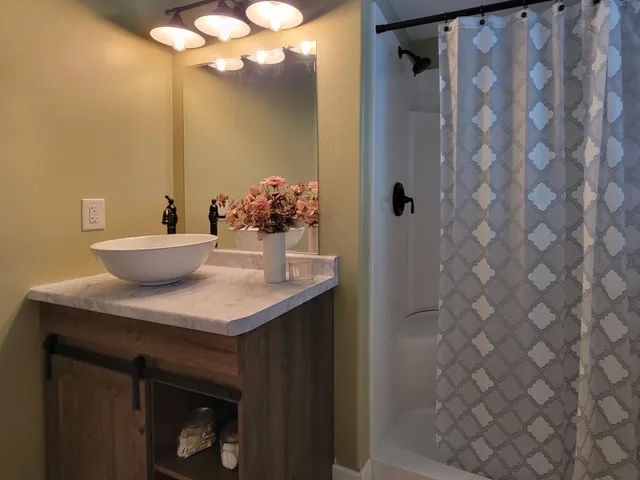 $199,000 | 325 Water Street, Iola, WI 54945