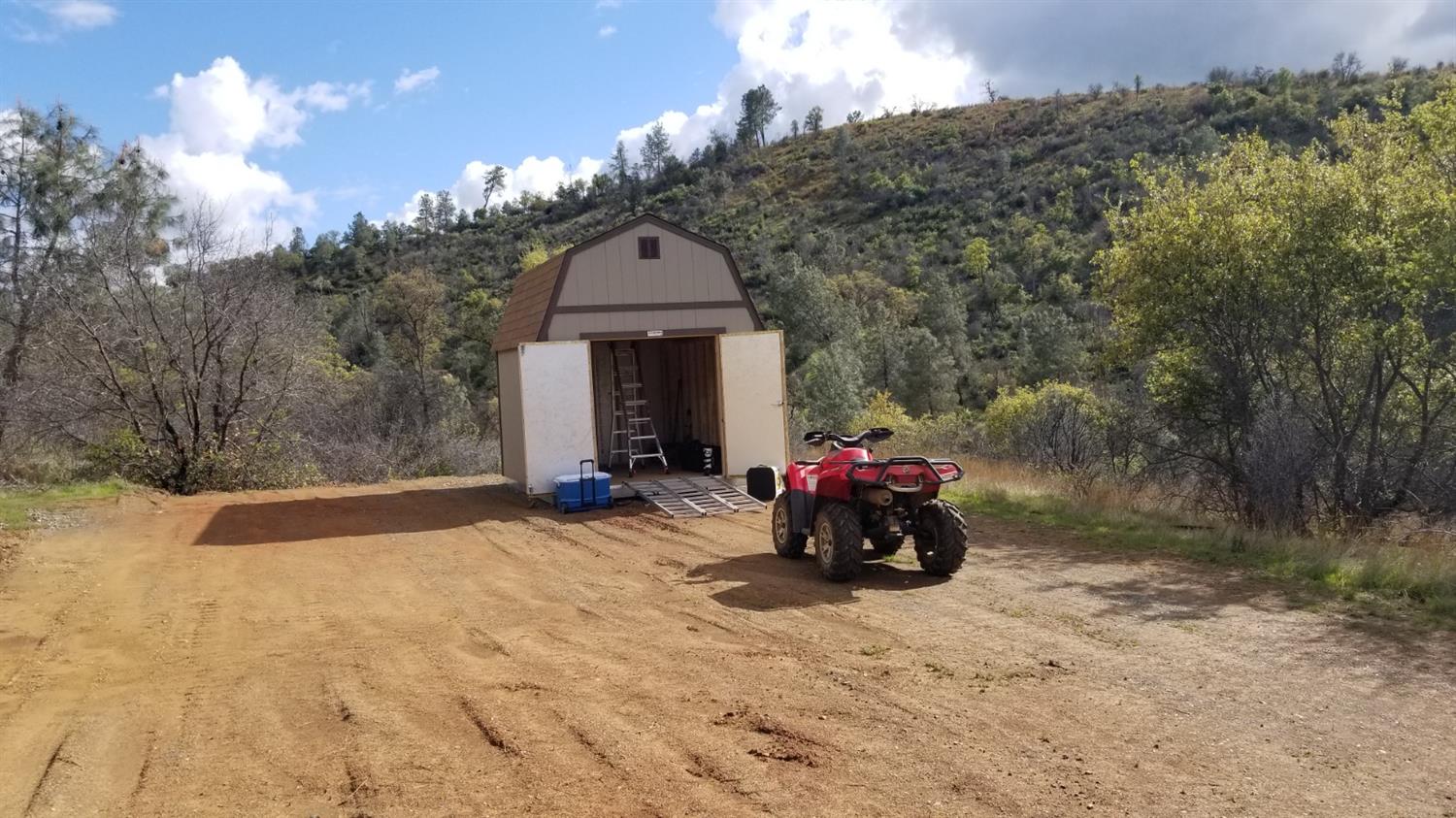 8256 Hunters Valley Road Mariposa, CA 95338 - Photo 2 of 9 Gallery Image 2