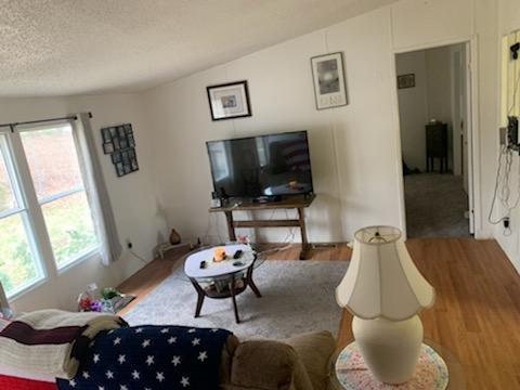 701 Snow Hill Road Cresco, PA 18326 - Photo 5 of 29 Living Room