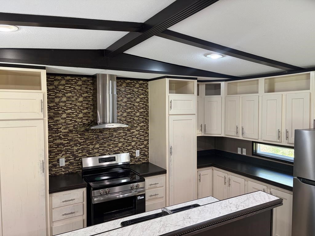 1046 Berry Road Lufkin, TX 75904 - Photo 8 of 27