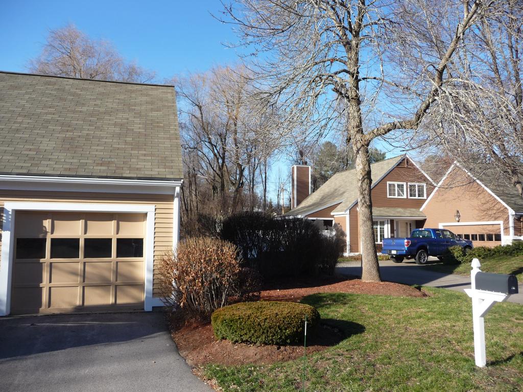 152 Straw Hill Road, Unit 152 Manchester, NH 03104 - Photo 22 of 34