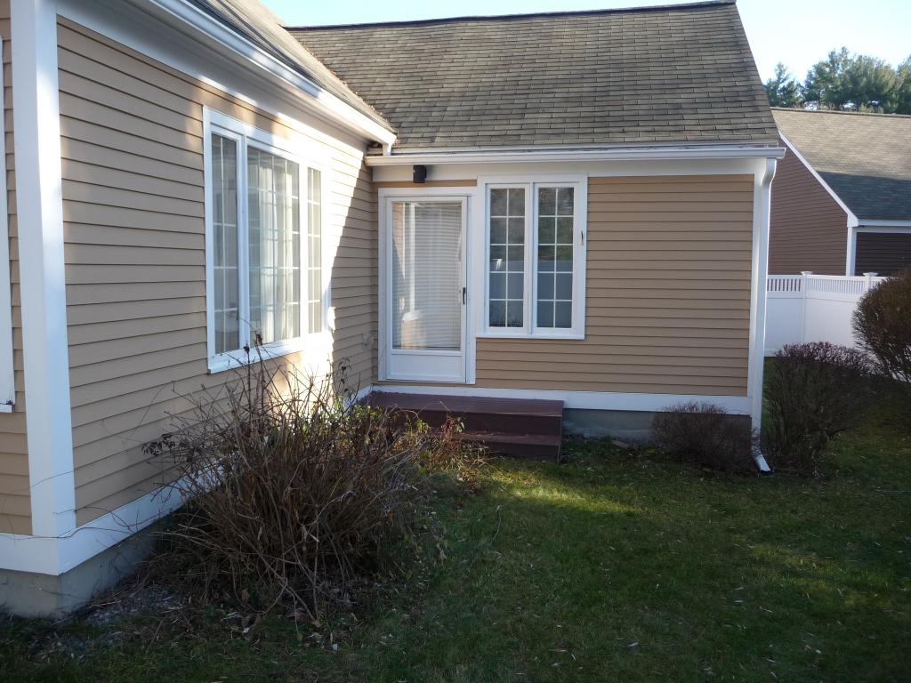 152 Straw Hill Road, Unit 152 Manchester, NH 03104 - Photo 25 of 34