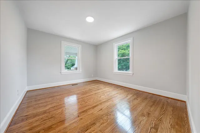 $1,600 | 1602 Redwood Road Southeast, Roanoke, VA 24014