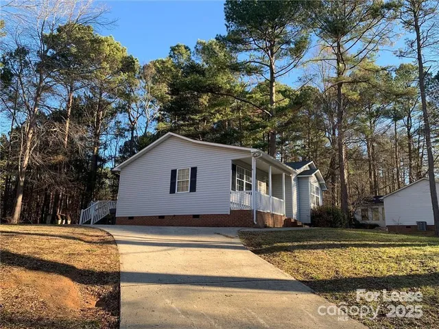 $1,695 | 104 Pepper Circle, Mooresville, NC 28117