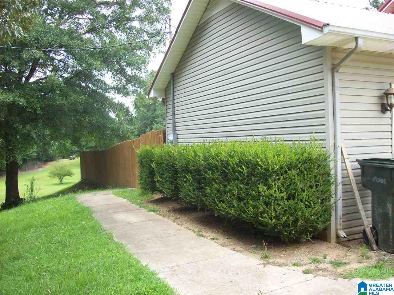 1072 Hopeful Road Munford, AL 36268 - Photo 9 of 44 Gallery Image 9