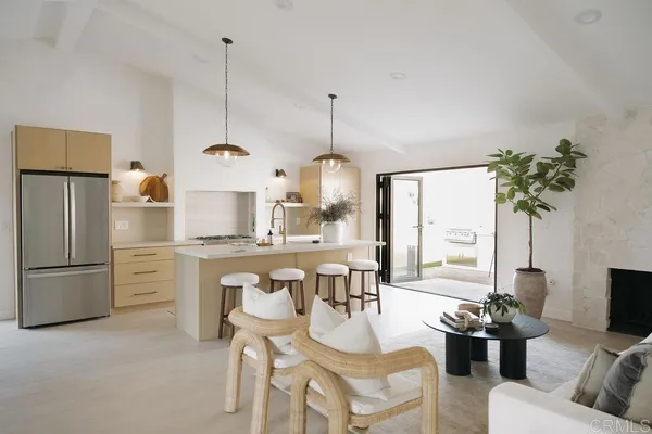 $1,649,000 | 1916 Laurel Road, Oceanside, CA 92054