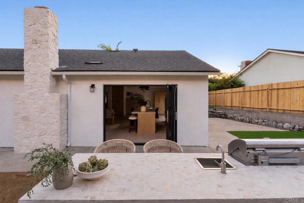 1916 Laurel Road Oceanside, CA 92054 - Photo 15 of 40