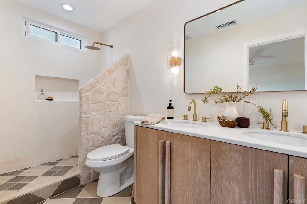 1916 Laurel Road Oceanside, CA 92054 - Photo 26 of 40