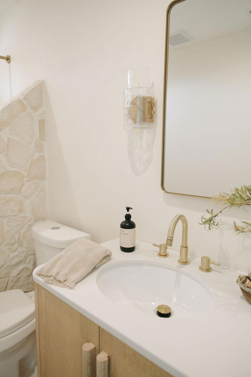 1916 Laurel Road Oceanside, CA 92054 - Photo 28 of 40