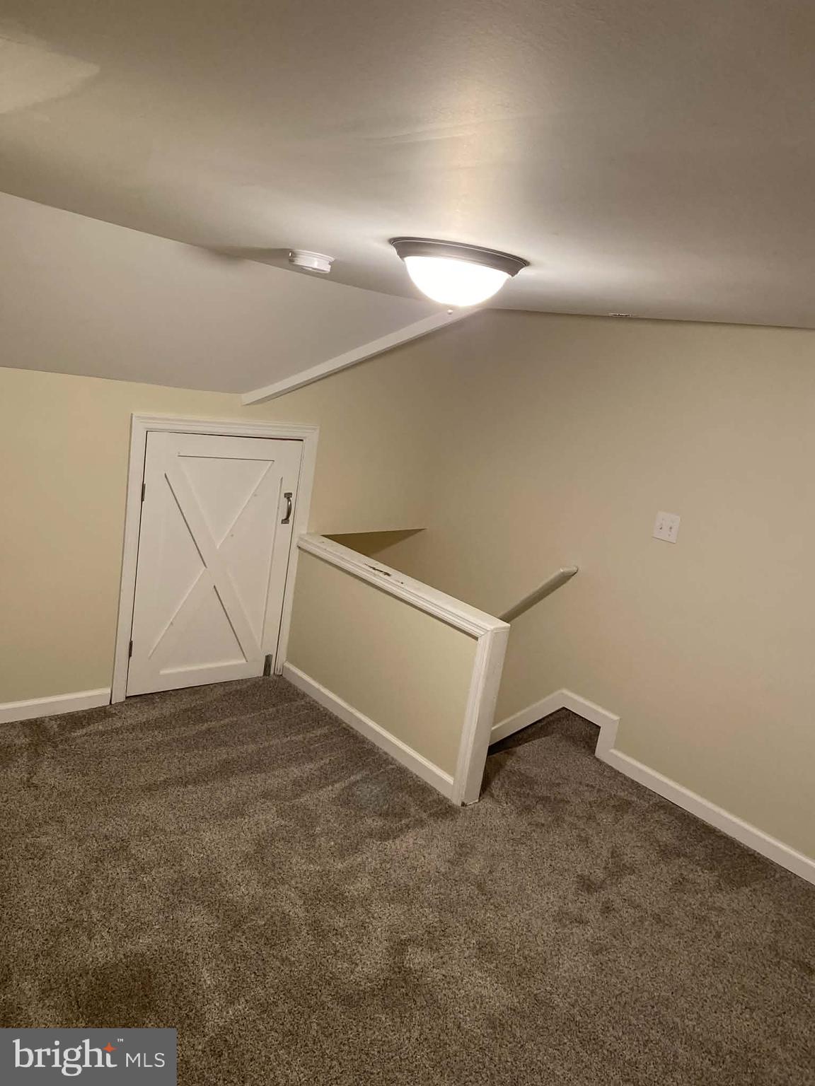 1416 East 5th Street Bethlehem, PA 18015 - Photo 20 of 26 an empty room with cabinet