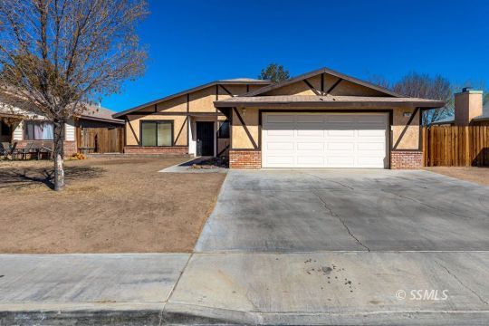 732 South Chesapeake Street Ridgecrest, CA 93555 - Photo 1 of 28 a view of a house with a outdoor space