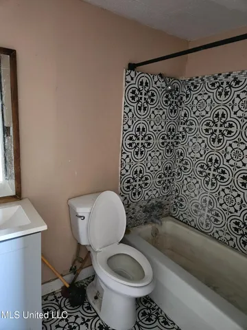 $165,000 | 1152 Highway 16, Canton, MS 39046