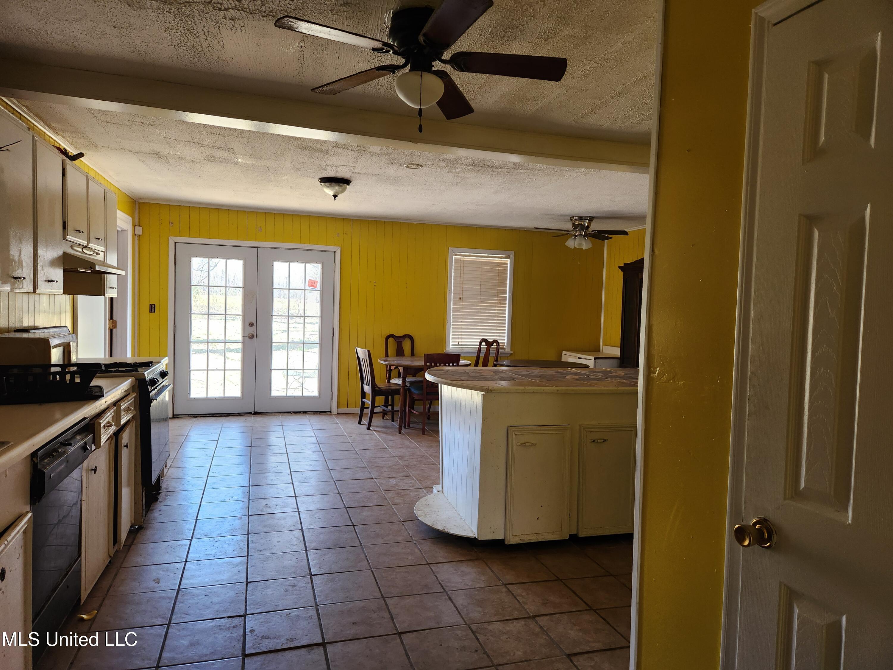 1152 Highway 16 Canton, MS 39046 - Photo 14 of 32 20250228_121111