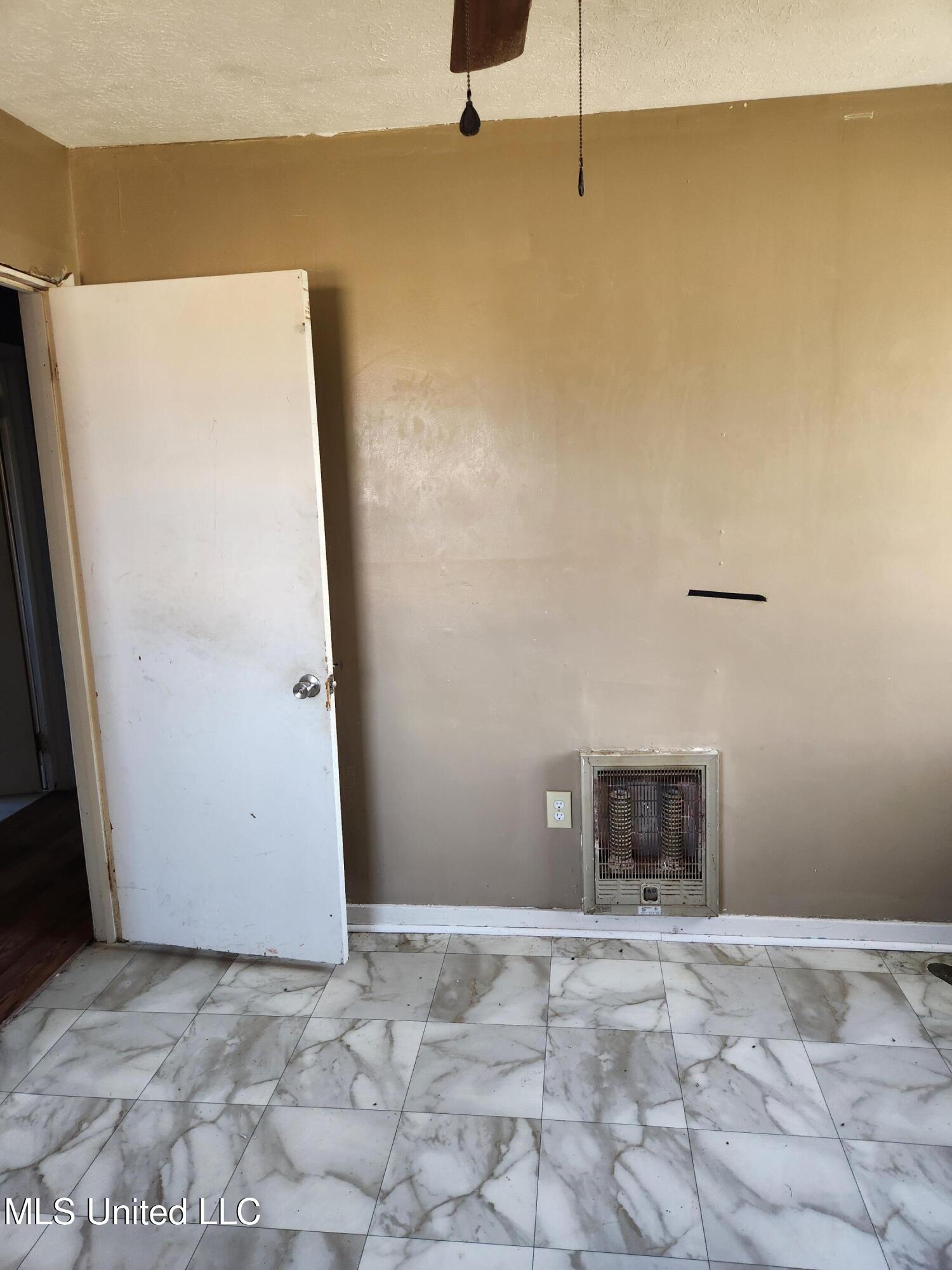 1152 Highway 16 Canton, MS 39046 - Photo 28 of 32 20250228_121731