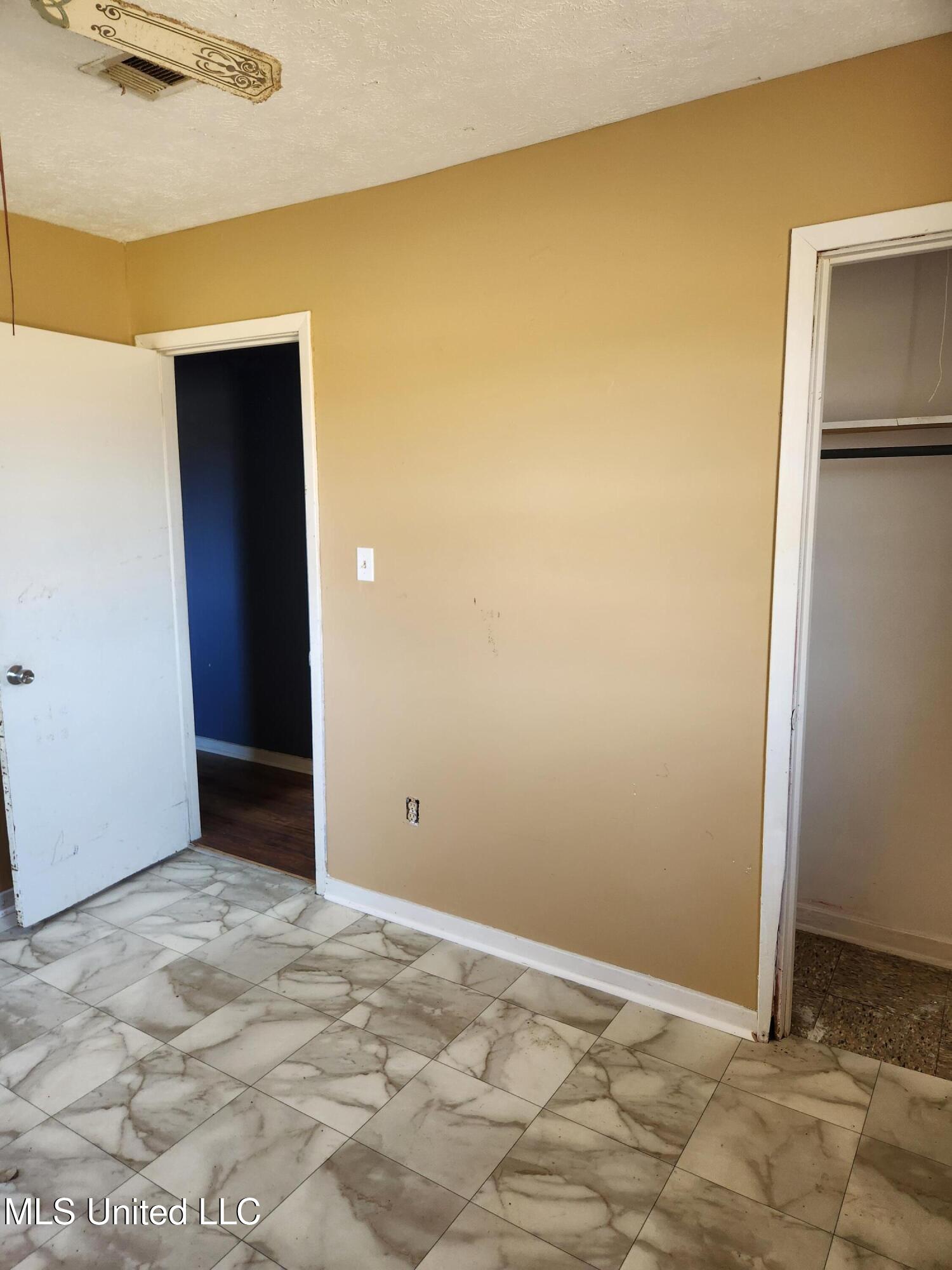 1152 Highway 16 Canton, MS 39046 - Photo 29 of 32 20250228_121745