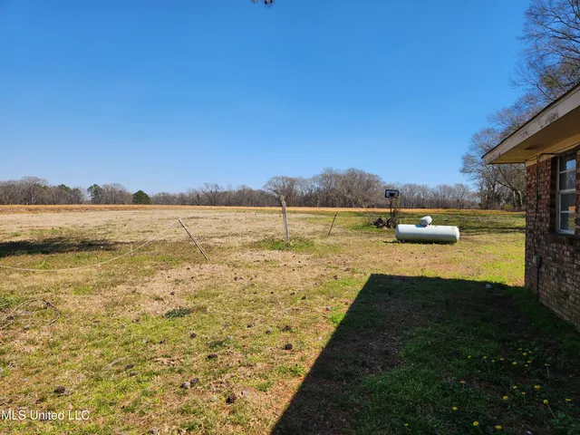 $165,000 | 1152 Highway 16, Canton, MS 39046