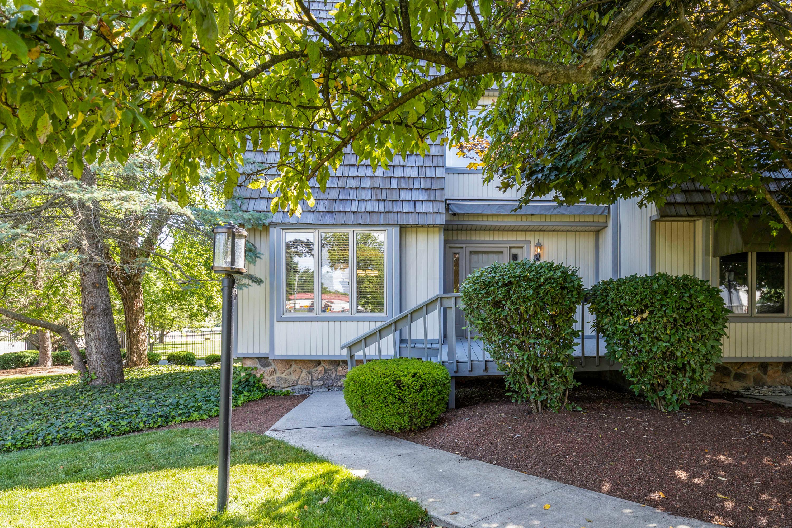 4945 Walnut Road, Unit 8 Buckeye Lake, OH 43008 - Photo 2 of 81