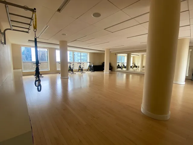 $1,850,000 | 322 West 57th Street, Unit 47K | Hell's Kitchen