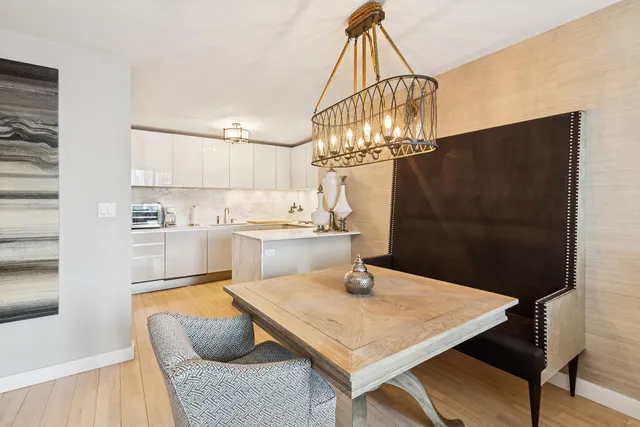 $1,850,000 | 322 West 57th Street, Unit 47K | Hell's Kitchen