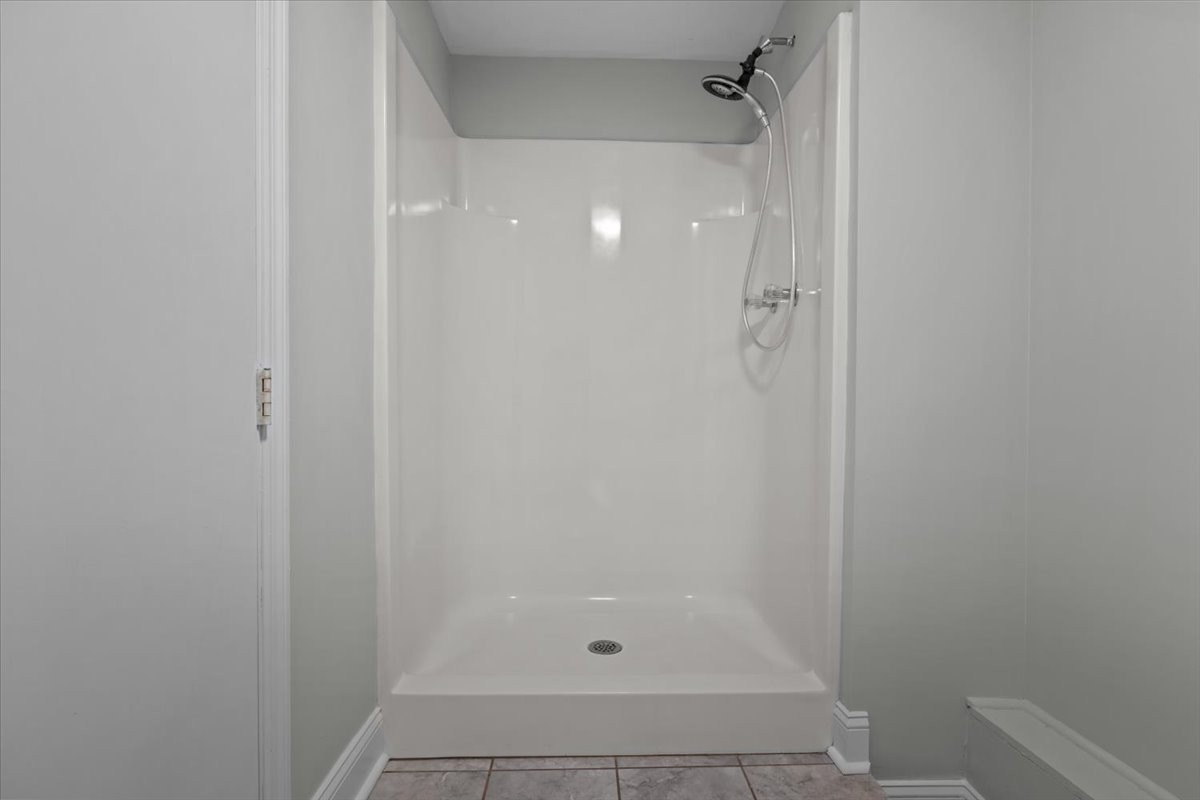 1072 Claylick Road White Bluff, TN 37187 - Photo 38 of 72 Gallery Image 38