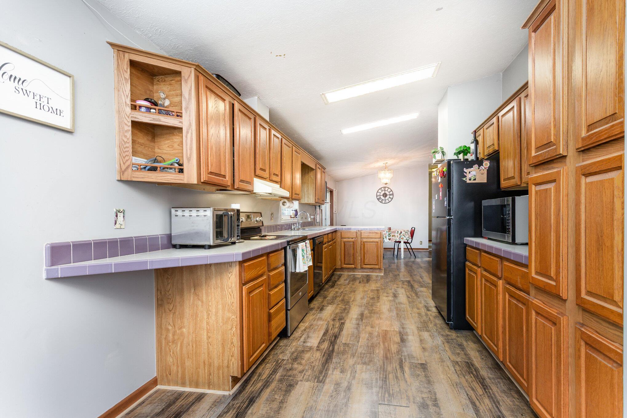 10586 Baldwin Road Mount Sterling, OH 43143 - Photo 8 of 36 009_8l9a2119-edit_409