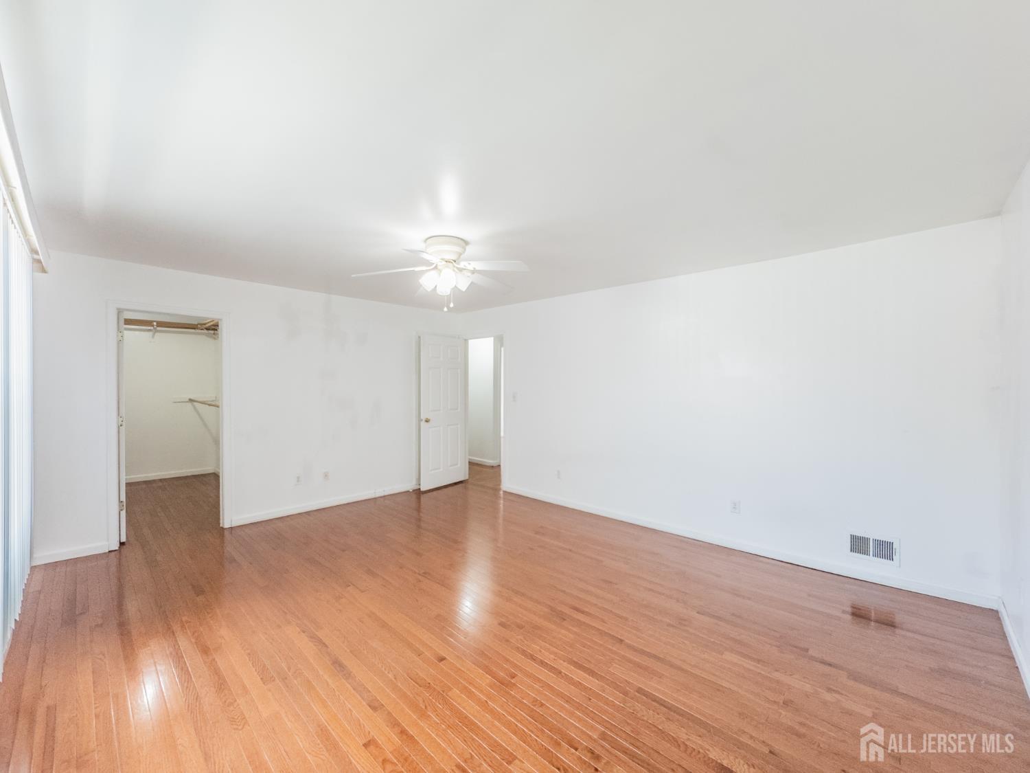 105 R Lowell Street Carteret, NJ 07008 - Photo 13 of 18