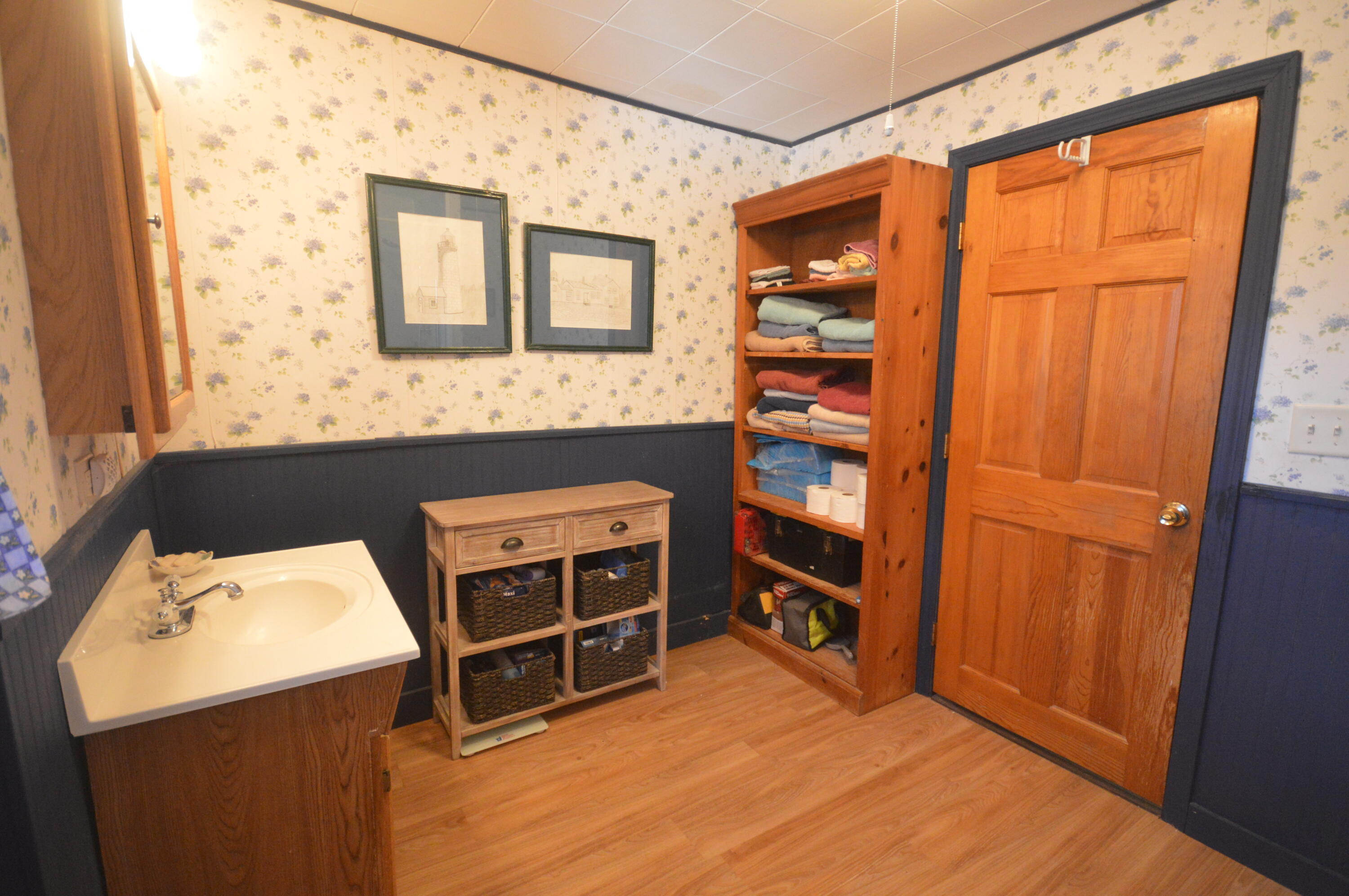 18 Lemon Street Bangor, ME 04401 - Photo 17 of 41 DSC_0024