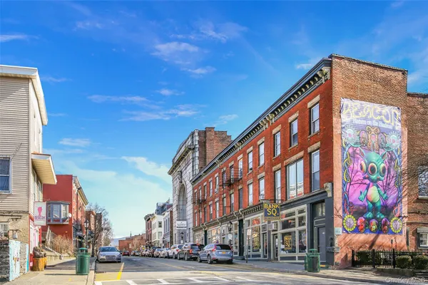 a car parked in front of a building
