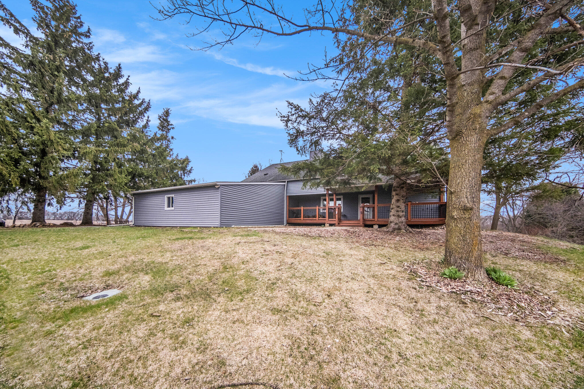 19190 Sharon Valley Road Manchester, MI 48158 - Photo 1 of 59 Front View