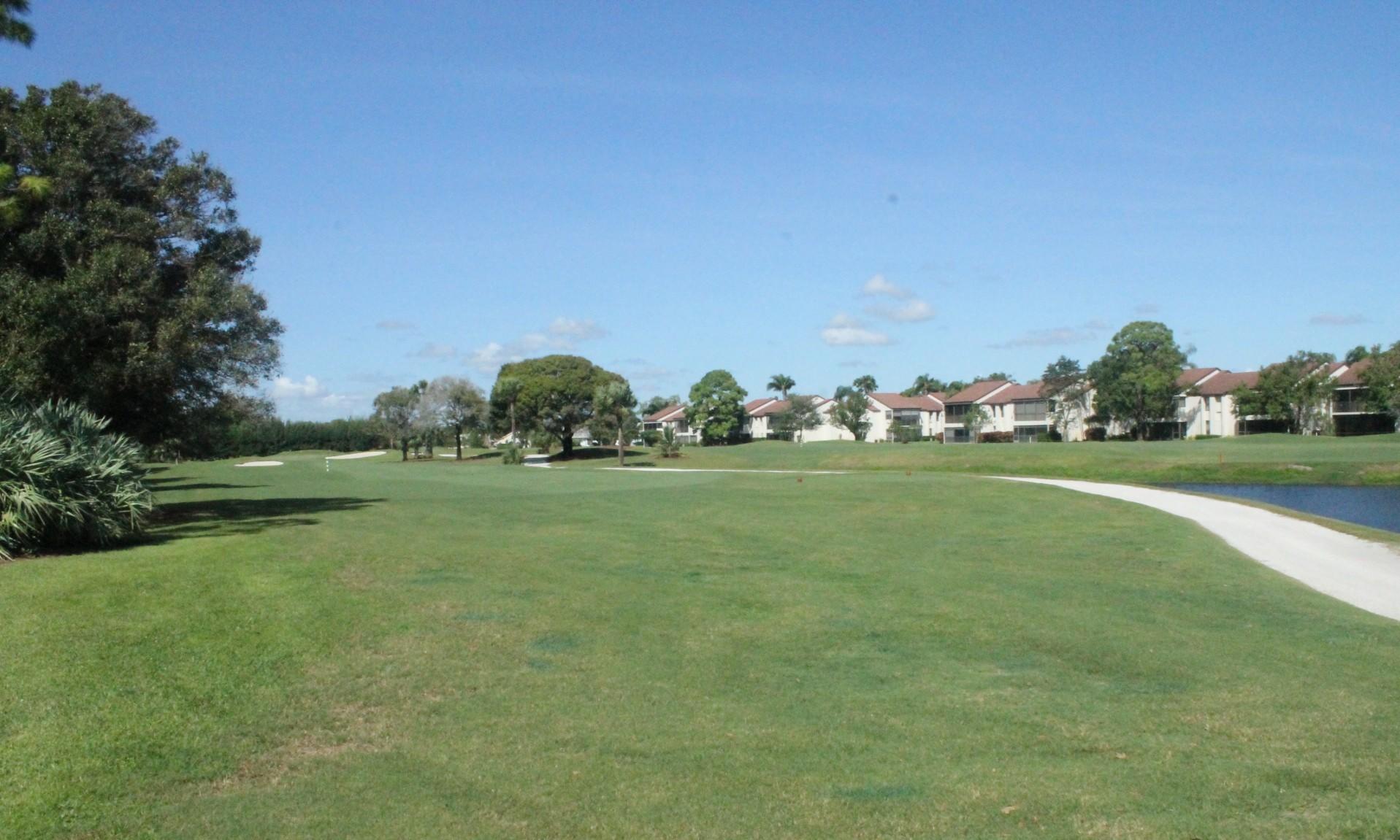 701 Pinecrest Circle, Unit E Jupiter, FL 33458 - Photo 13 of 28 IMG_2354