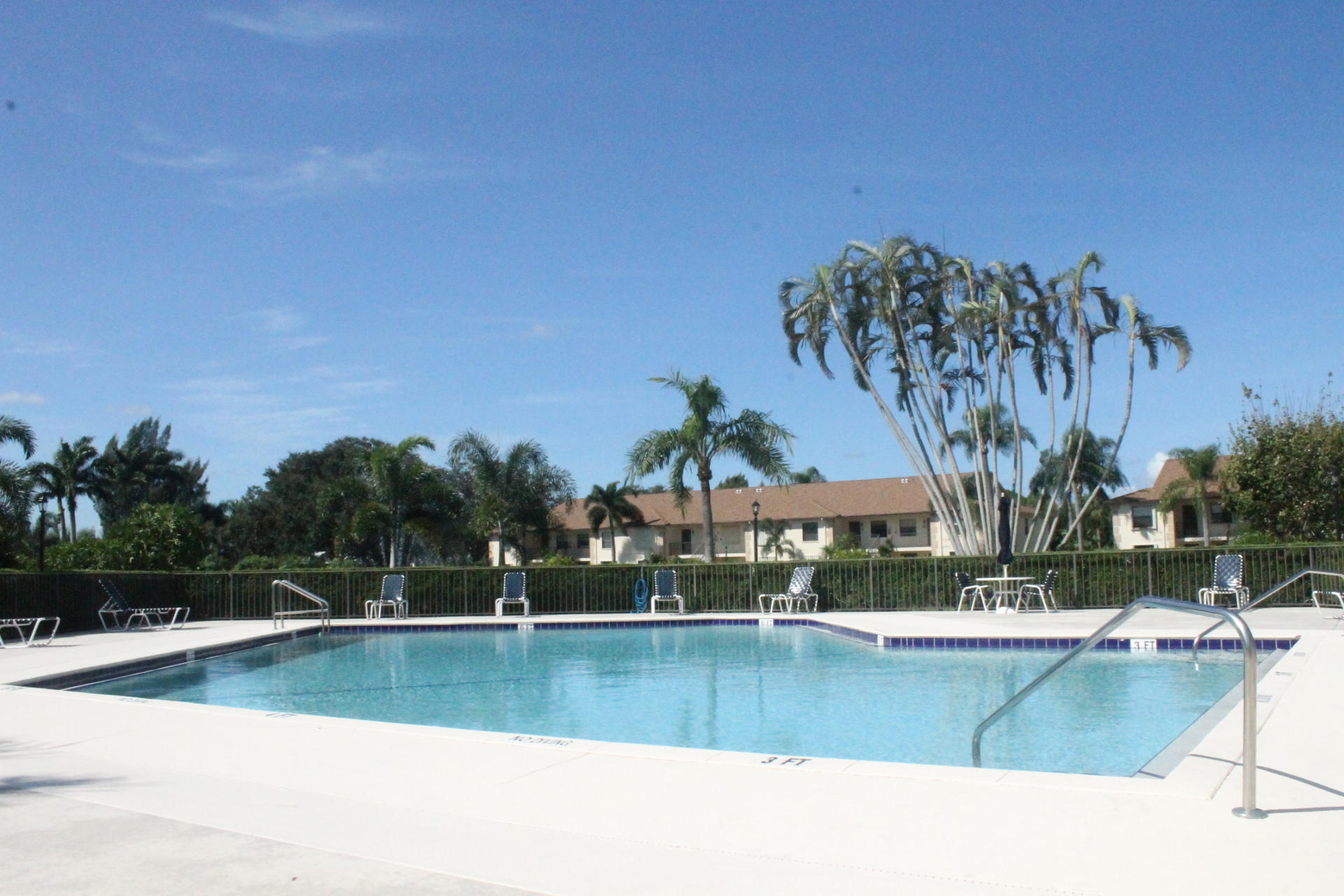 701 Pinecrest Circle, Unit E Jupiter, FL 33458 - Photo 17 of 28 IMG_2342