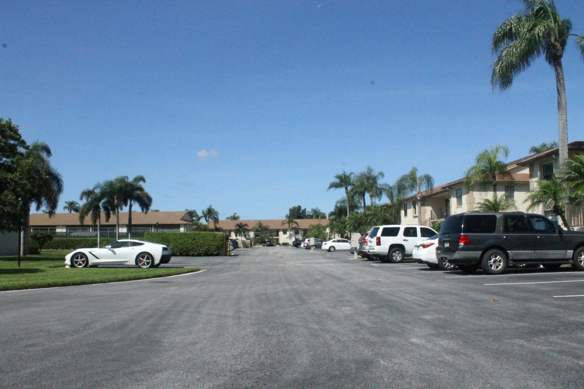 701 Pinecrest Circle, Unit E Jupiter, FL 33458 - Photo 25 of 28 IMG_2359