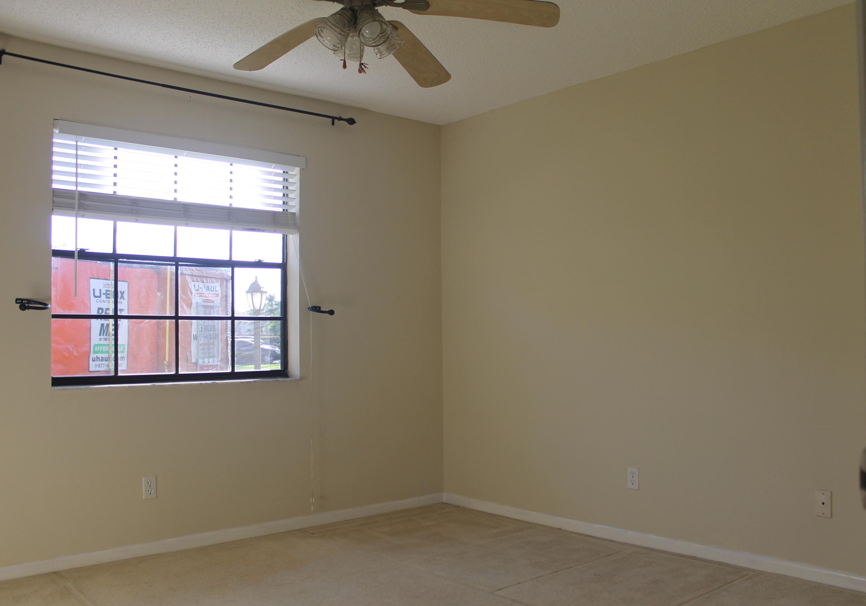 701 Pinecrest Circle, Unit E Jupiter, FL 33458 - Photo 8 of 28 IMG_9524