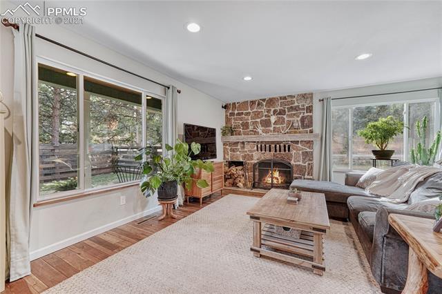 8330 Chipita Park Road Cascade, CO 80809 - Photo 7 of 38 Gallery Image 7