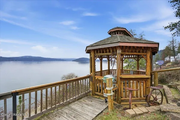 $1,495,000 | 2395 South Silver Beach Road, Coeur D'Alene, ID 83814