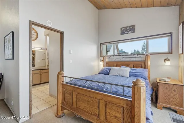 $1,595,000 | 2395 South Silver Beach Road, Coeur D'Alene, ID 83814