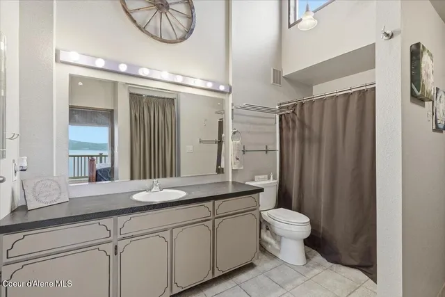 $1,595,000 | 2395 South Silver Beach Road, Coeur D'Alene, ID 83814