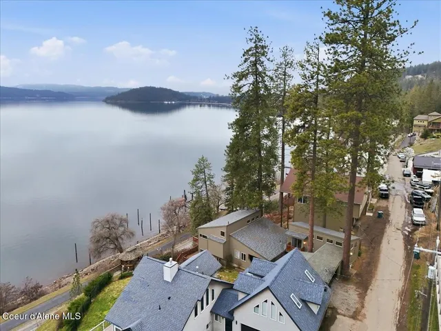$1,595,000 | 2395 South Silver Beach Road, Coeur D'Alene, ID 83814